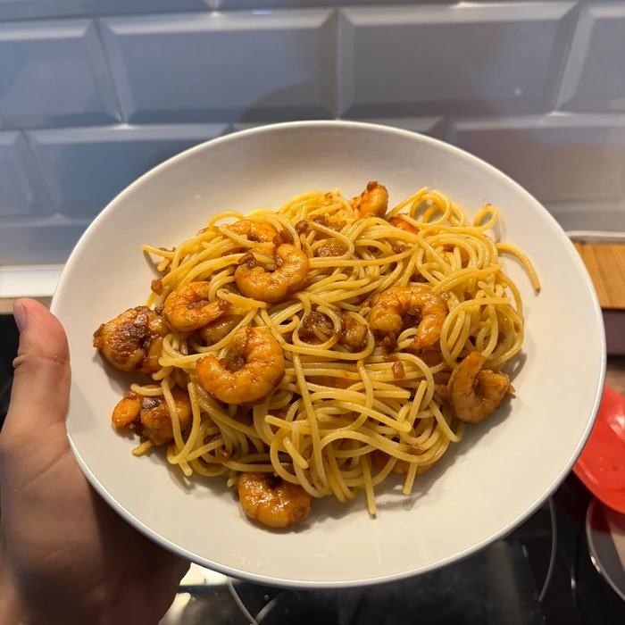 Espaguetis con gambas, receta de OlyGo